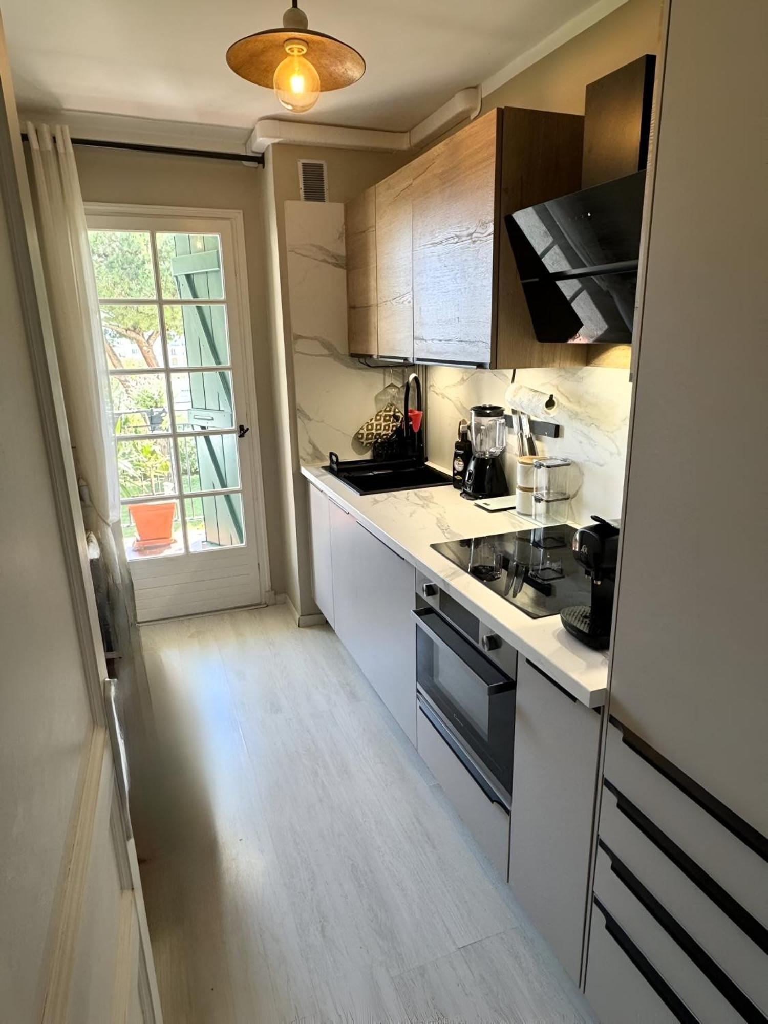 Superb In Provenzal With Pool Apartment
