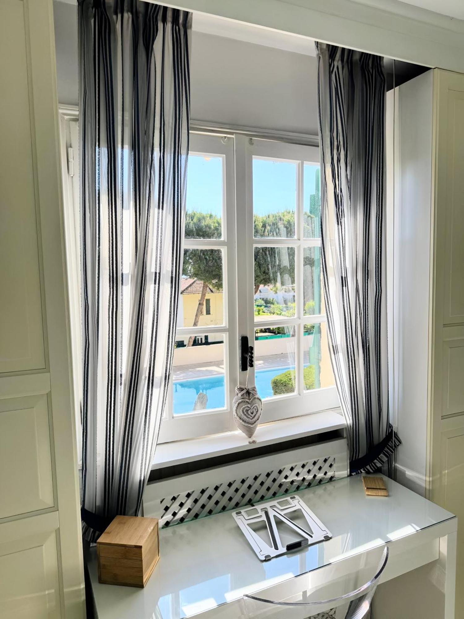 Superb In Provenzal With Pool Apartment